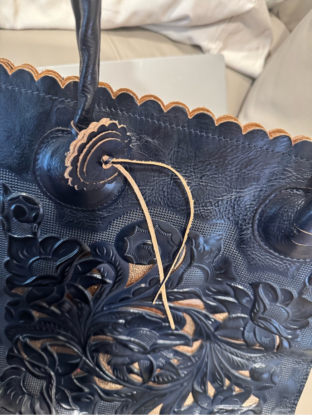 Patricia Nash Dark Navy Floral Cavo Cutout Tote - Picture 6 of 10